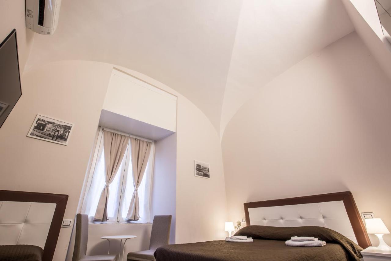 Azzurra Rooms Рим Екстер'єр фото